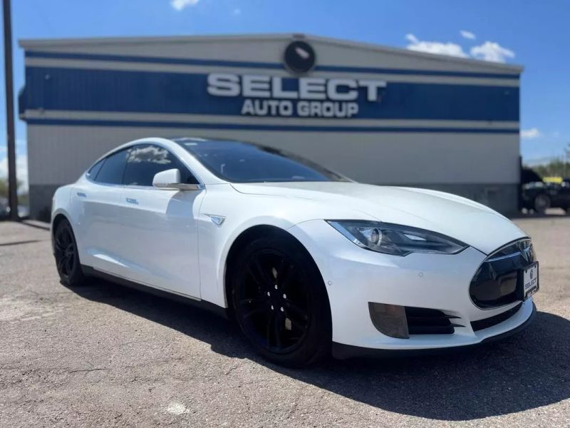 2015 Tesla Model S 70D