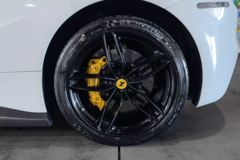 https://imagesdl.dealercenter.net/800/600/202505-a85293018d564180a430d653d0ed4a31.jpg