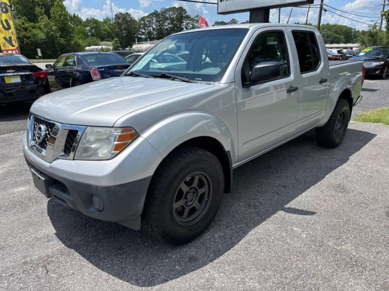 2011 Nissan Frontier S