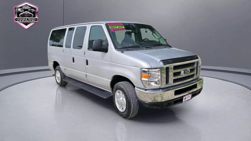 2012 Ford E-Series XLT