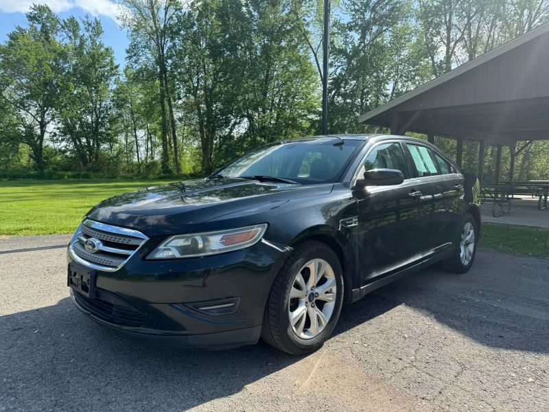 2011 Ford Taurus SEL