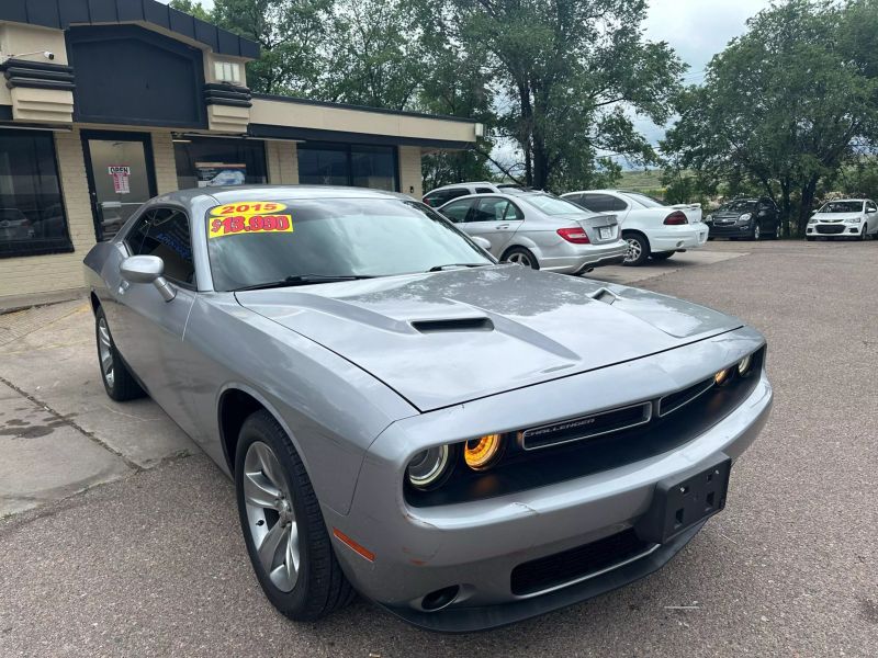 2015 Dodge Challenger SXT