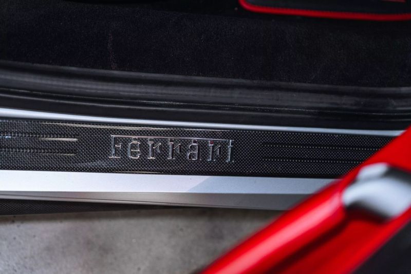 https://imagesdl.dealercenter.net/800/600/202505-b56db2131cc94635b9311f7db37a4f59.jpg