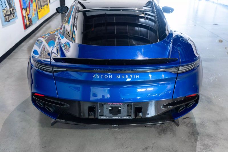 https://imagesdl.dealercenter.net/800/600/202505-b744c8dacea74cfba600947b4962c08d.jpg