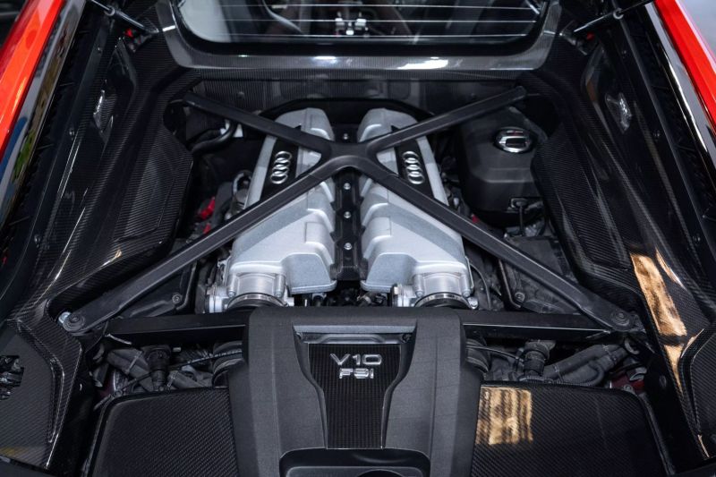 https://imagesdl.dealercenter.net/800/600/202505-b8409a119d184dde98fe6c1cae1e7819.jpg
