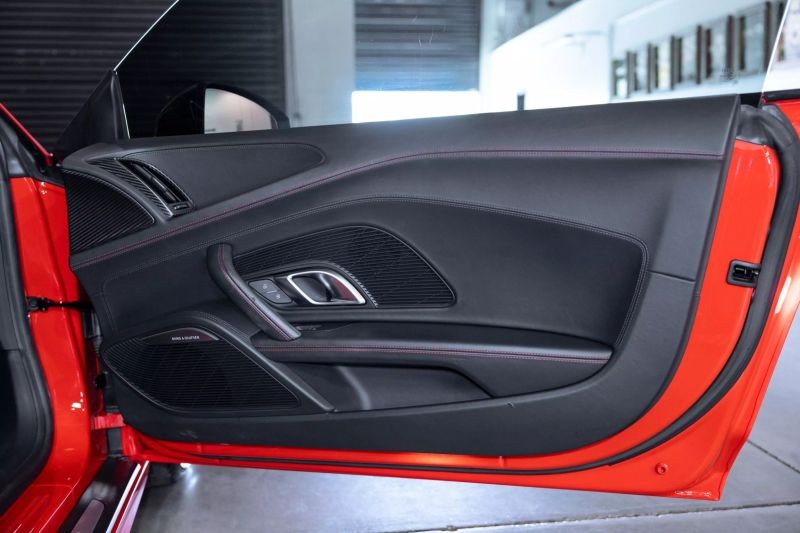 https://imagesdl.dealercenter.net/800/600/202505-c419663d820c45e49c4e9b10cb8c1a66.jpg