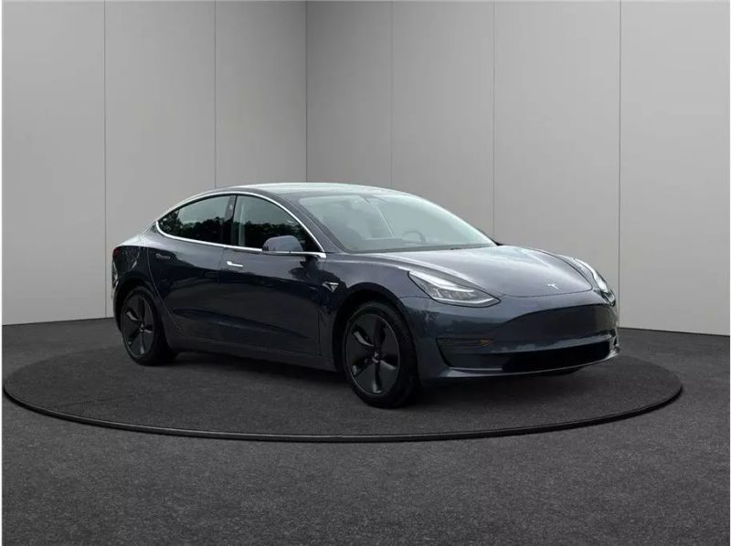 2020 Tesla Model 3 Standard Range Plus