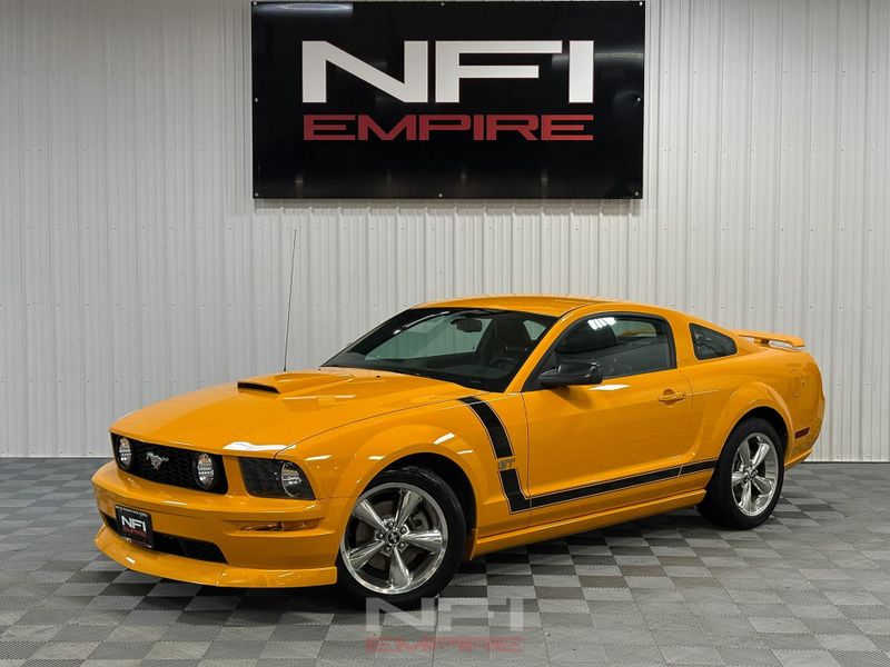 2007 Ford Mustang GT Deluxe
