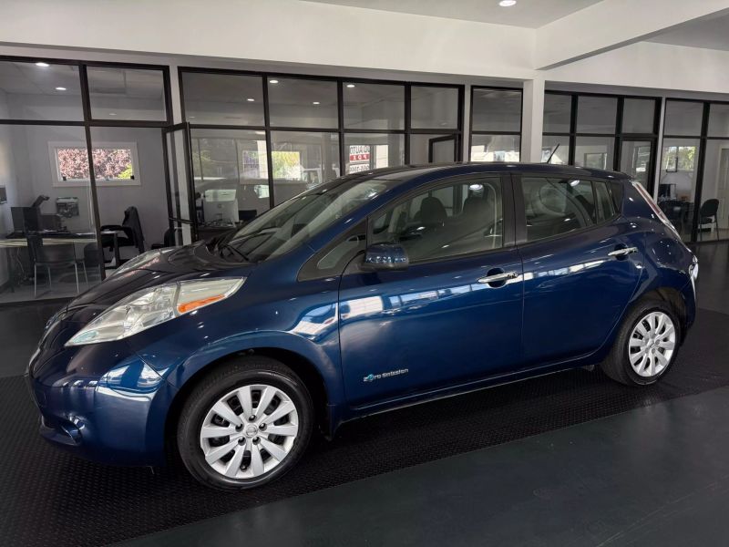 2017 Nissan LEAF S