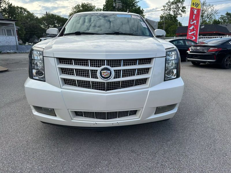 2013 Cadillac Escalade Premium