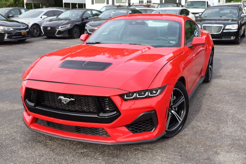 2024 Ford Mustang Premium