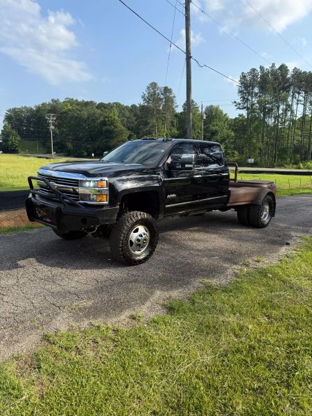 2015 Chevrolet Silverado 3500HD High Country