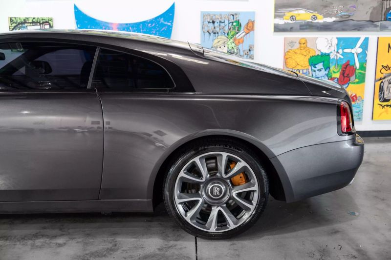 https://imagesdl.dealercenter.net/800/600/202505-dded95df144445f891cd99b2bf305ce7.jpg