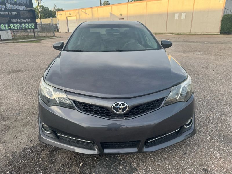 2014 Toyota Camry SE Sport