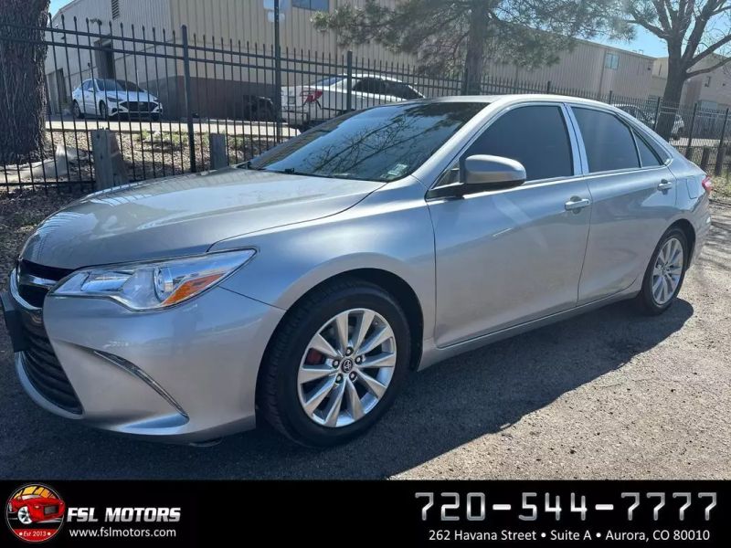 2017 Toyota Camry Hybrid XLE