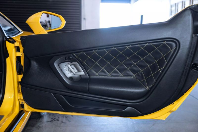 https://imagesdl.dealercenter.net/800/600/202505-e160b67136c64a2087a074dcbd9f8acd.jpg