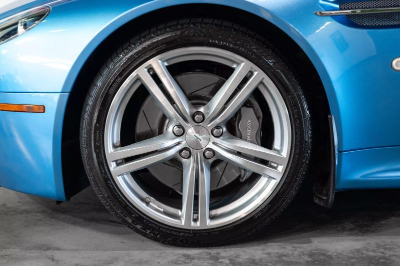 https://imagesdl.dealercenter.net/800/600/202505-e2668022cd7c47ba860b3949f8392acb.jpg