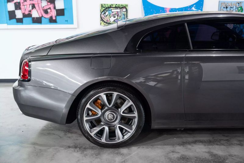 https://imagesdl.dealercenter.net/800/600/202505-e57ffade7f754b469e8f78029d76f83e.jpg