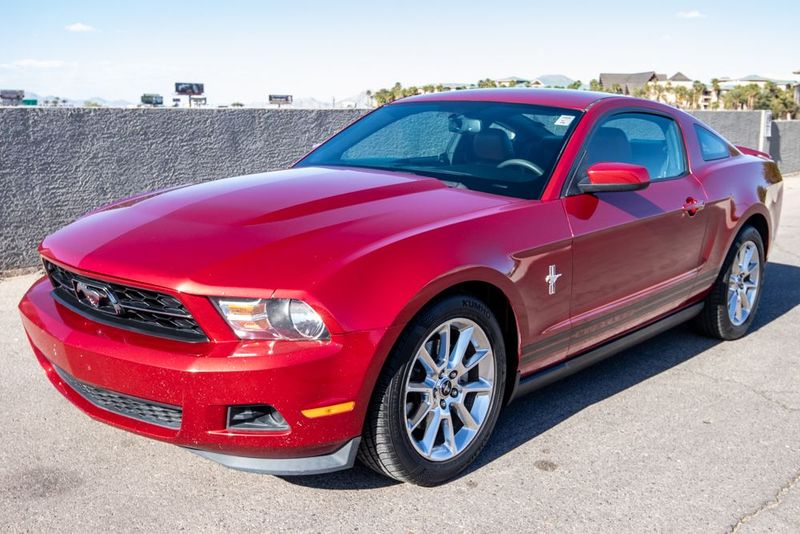 2011 Ford Mustang Premium