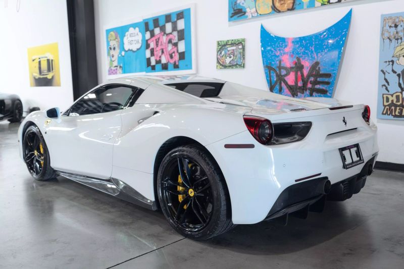 https://imagesdl.dealercenter.net/800/600/202505-f43339bb4c7446558d91e76b095aefee.jpg