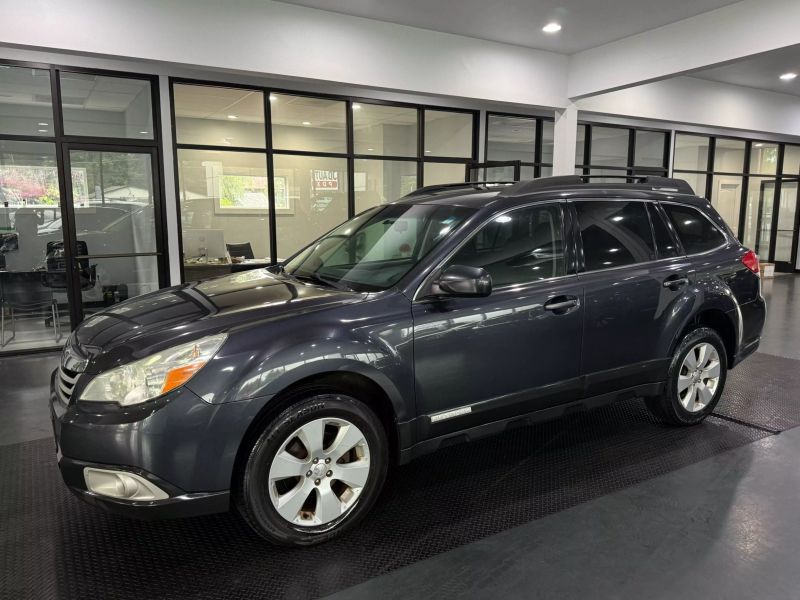 2010 Subaru Outback 2.5i Premium