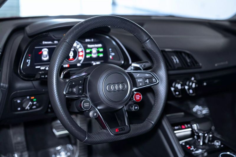 https://imagesdl.dealercenter.net/800/600/202505-ff555b48cdab4487a20dd18efb96ff0e.jpg
