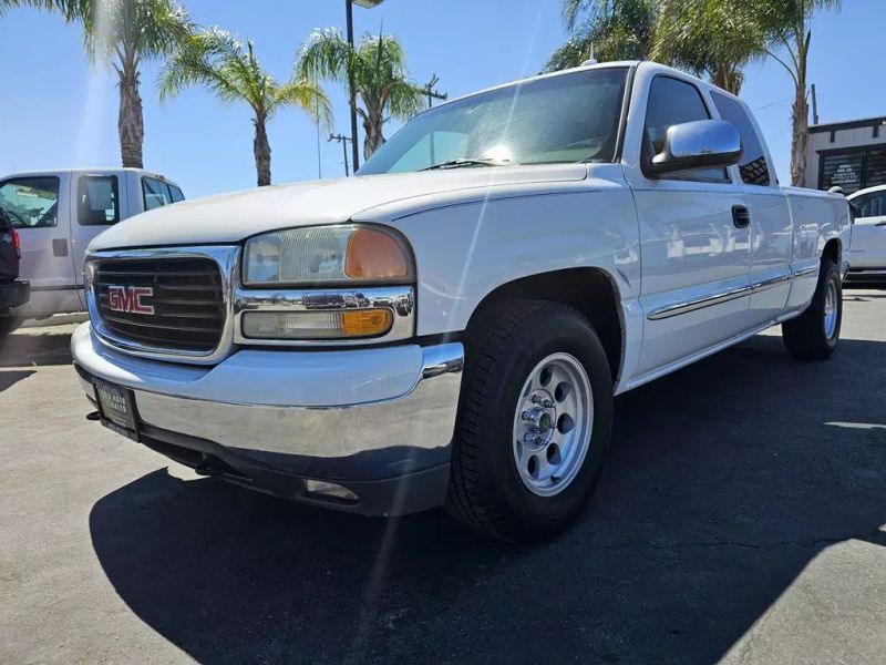 2002 GMC Sierra 1500 Base
