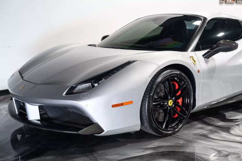 https://imagesdl.dealercenter.net/800/600/202506-027cac2d28404c189c584396c9207d6c.jpg