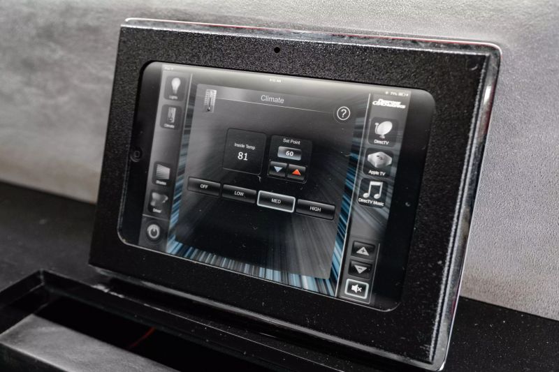 https://imagesdl.dealercenter.net/800/600/202506-0538a4575e1f474e814cb6f68768259d.jpg