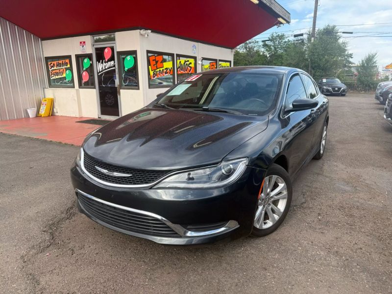 2017 Chrysler 200 Limited Platinum