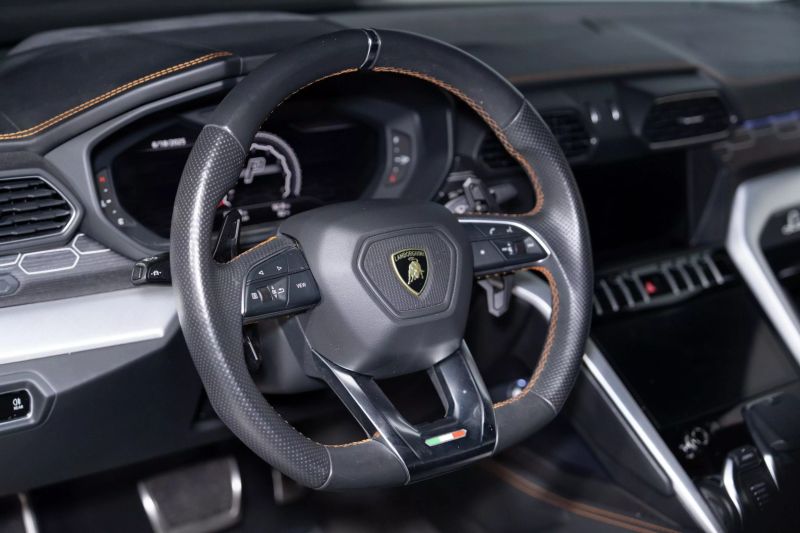 https://imagesdl.dealercenter.net/800/600/202506-09e56a2bdc1d46079a3e6e03692b14f1.jpg
