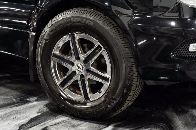 https://imagesdl.dealercenter.net/800/600/202506-14c503b1f5f8456db6f5f04bdcaf24fe.jpg