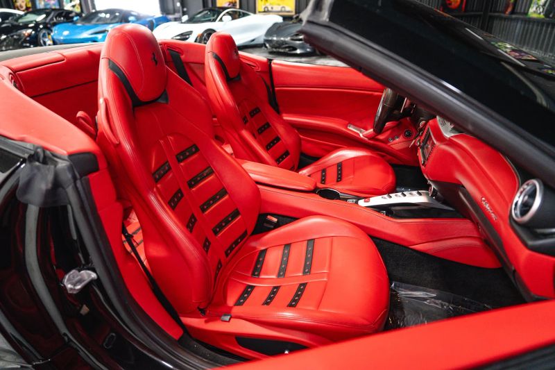 https://imagesdl.dealercenter.net/800/600/202506-1d3b61f2c016448e92b500d34429d511.jpg