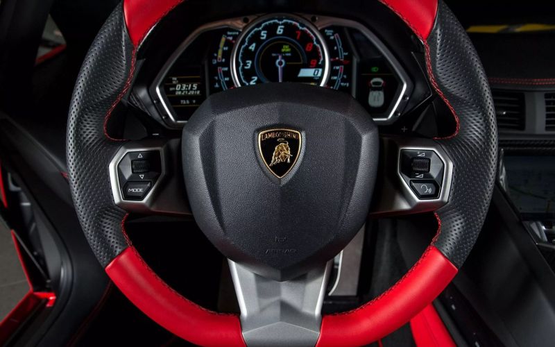https://imagesdl.dealercenter.net/800/600/202506-1e7f43031d614fa4937a418f59a5faaf.jpg