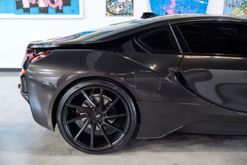 https://imagesdl.dealercenter.net/800/600/202506-1eeae94470b04ed2ac9bf95bbd81ba35.jpg