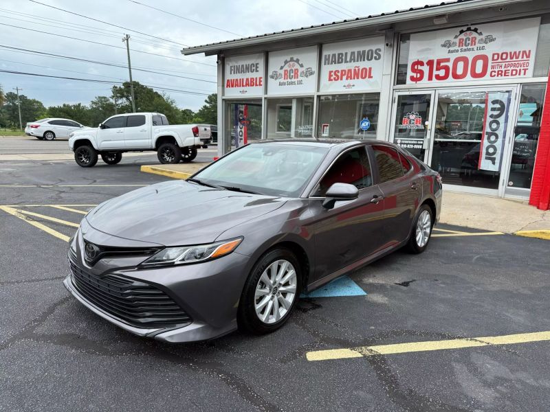 2020 Toyota Camry LE