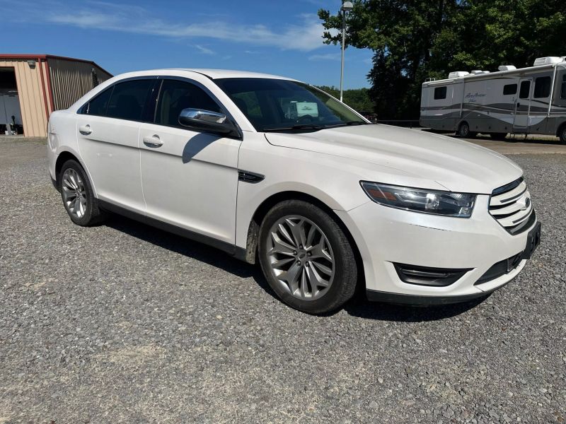 2016 Ford Taurus Limited