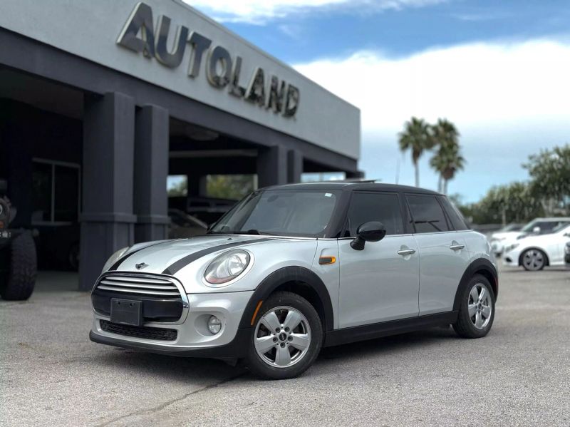 2015 MINI Hardtop Cooper