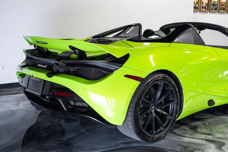 https://imagesdl.dealercenter.net/800/600/202506-242a605649a346f1865e82ab43ed8456.jpg