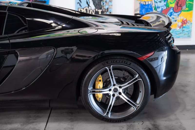https://imagesdl.dealercenter.net/800/600/202506-2439be3101f641e7ab923ad52e69eb13.jpg