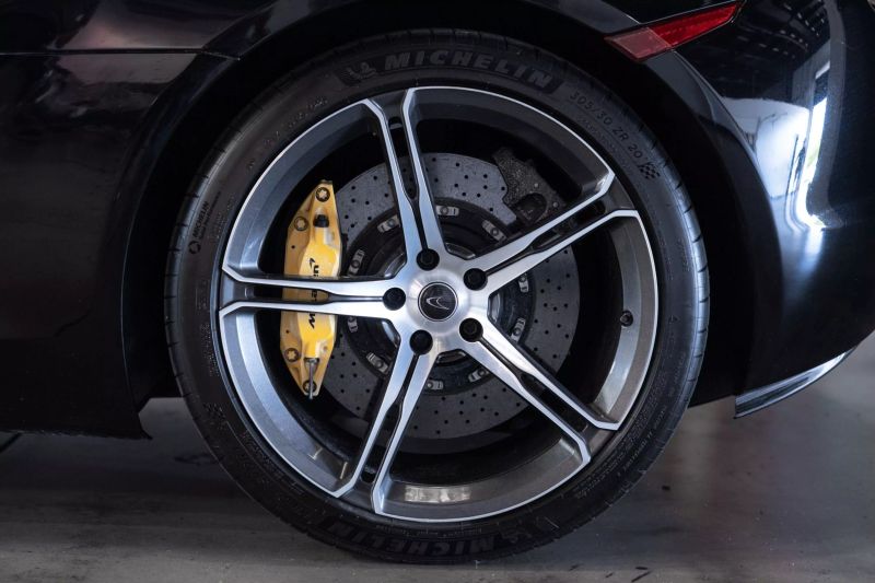 https://imagesdl.dealercenter.net/800/600/202506-24b47dca632249748a3821667cac05e4.jpg