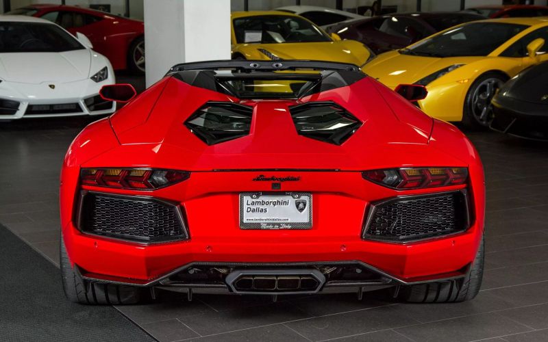 https://imagesdl.dealercenter.net/800/600/202506-29125994d13d4e3e8e6d8498f80d0cf0.jpg