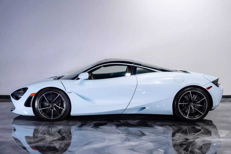 https://imagesdl.dealercenter.net/800/600/202506-3254ae8d40b14807aa0f2a98ea3d693d.jpg