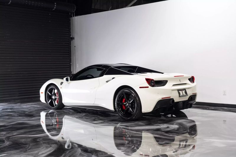 https://imagesdl.dealercenter.net/800/600/202506-354ca768e30447a5a69646560c3ca54a.jpg