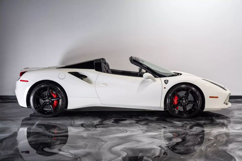 https://imagesdl.dealercenter.net/800/600/202506-38511eeebfad4009a32f2f1cc1b1e2a9.jpg