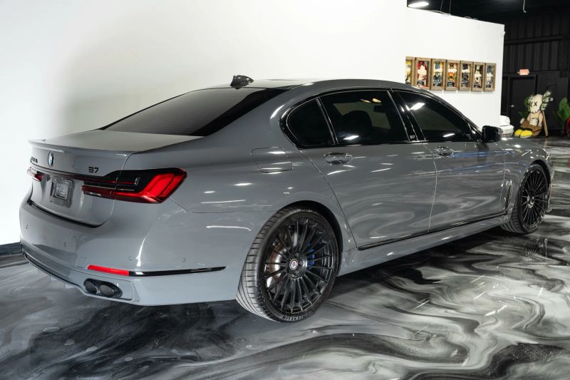 https://imagesdl.dealercenter.net/800/600/202506-39c2f8402e6c4cbe9efeffad56611711.jpg