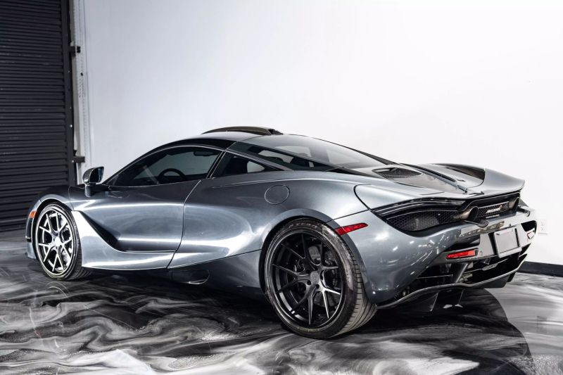 https://imagesdl.dealercenter.net/800/600/202506-3b6bc3b36c4d44b9bd23a8b079241177.jpg