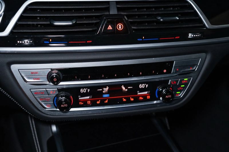 https://imagesdl.dealercenter.net/800/600/202506-3d8a3d596f0848af8aa30cc4db632557.jpg