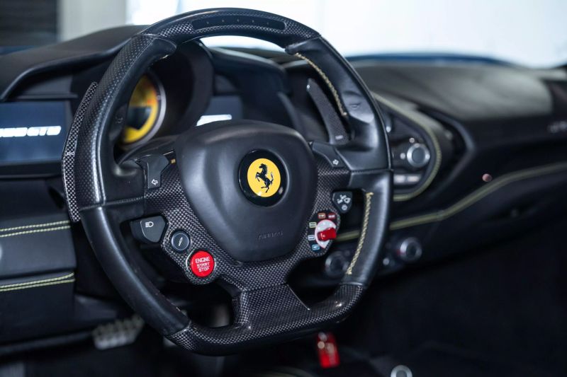 https://imagesdl.dealercenter.net/800/600/202506-3e30e5c4f07e4bf8a99269464b83012b.jpg