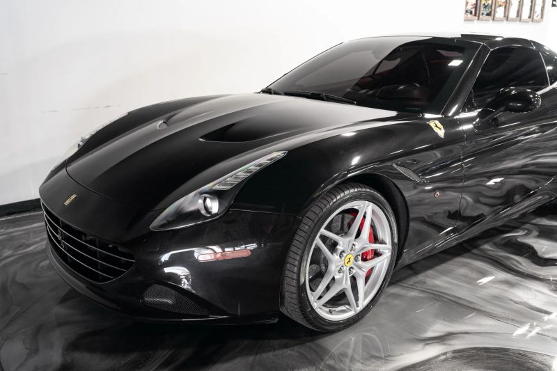 https://imagesdl.dealercenter.net/800/600/202506-3f0886415bae46a0ba218e6ebe780962.jpg